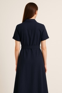 Femme robe de dos