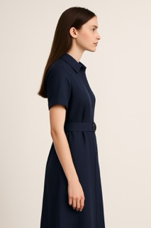 Robe femme de profil